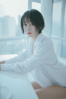 老师黑色双开真丝旗袍